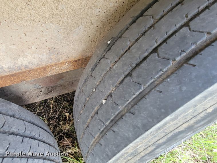 image for item HF9336 Utility trailer