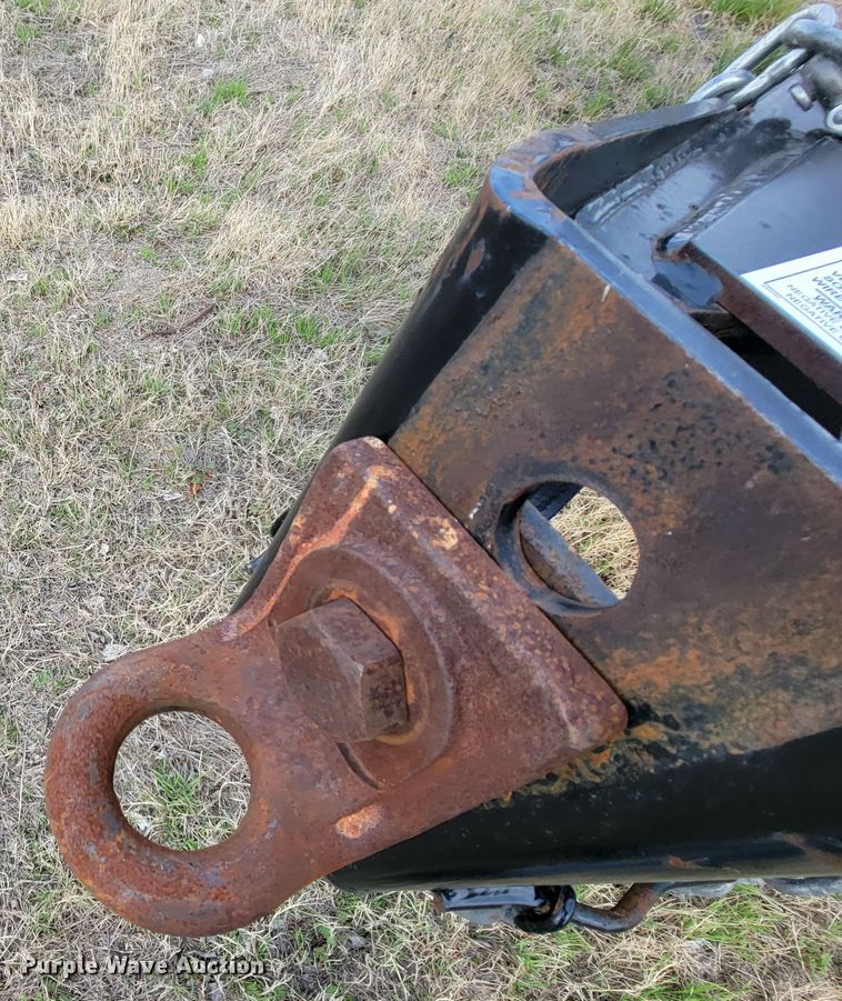 image for item HF9337 2013 Eager Beaver 10HDB-PT  flatbed trailer