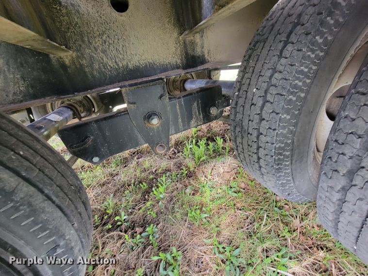 image for item HF9337 2013 Eager Beaver 10HDB-PT  flatbed trailer