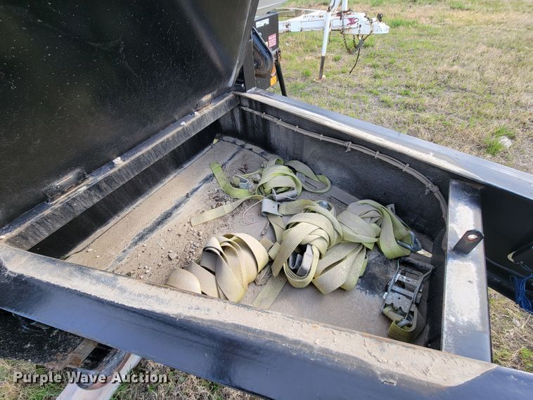 image for item HF9337 2013 Eager Beaver 10HDB-PT  flatbed trailer