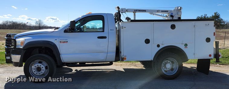 image for item HK9448 2008 Dodge Ram 5500HD  utility / service truck