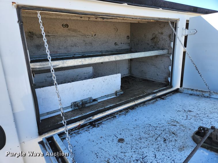 image for item HK9448 2008 Dodge Ram 5500HD  utility / service truck