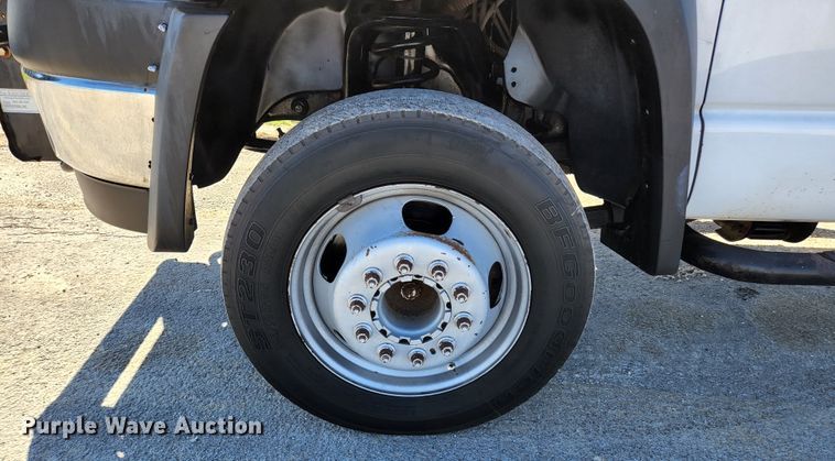 image for item HK9448 2008 Dodge Ram 5500HD  utility / service truck