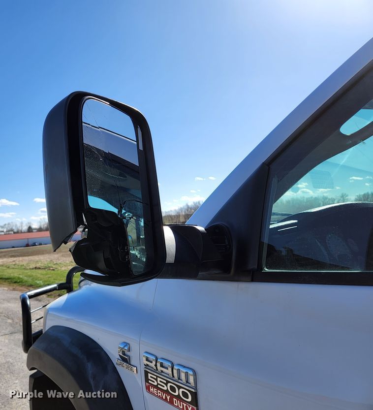 image for item HK9448 2008 Dodge Ram 5500HD  utility / service truck