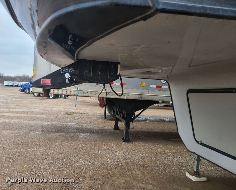 image for item IF9467 2015 Keystone Montana High Country  camper