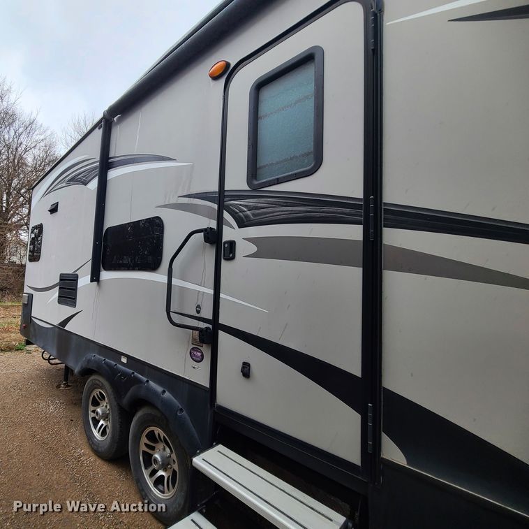 image for item IF9467 2015 Keystone Montana High Country  camper