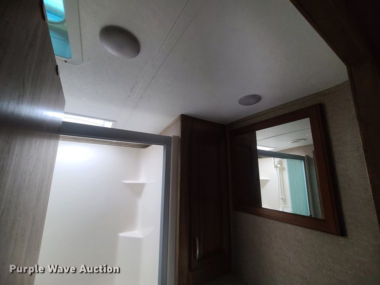 image for item IF9467 2015 Keystone Montana High Country  camper