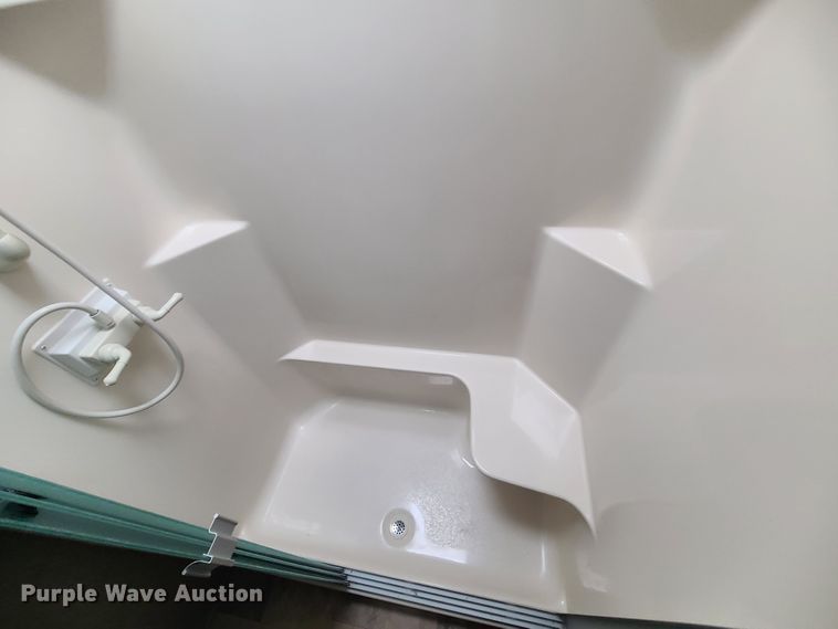 image for item IF9467 2015 Keystone Montana High Country  camper