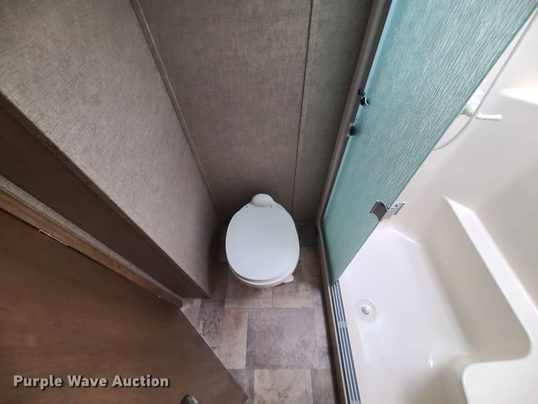 image for item IF9467 2015 Keystone Montana High Country  camper