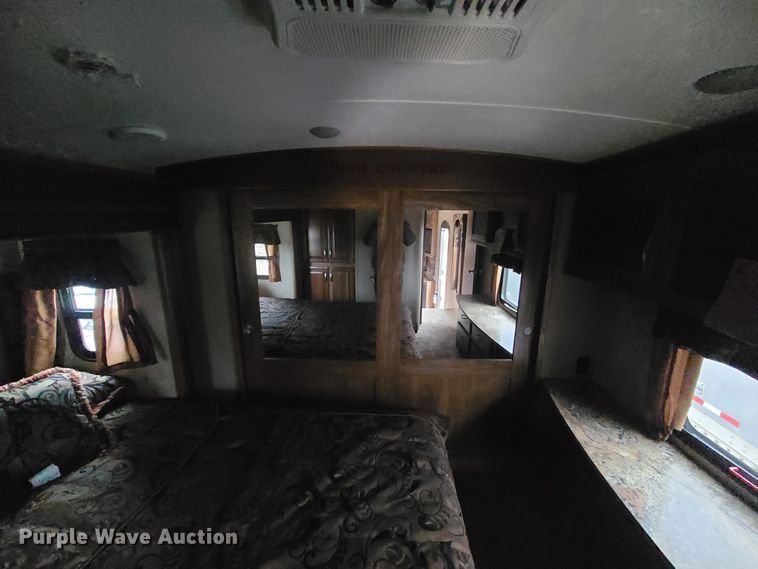 image for item IF9467 2015 Keystone Montana High Country  camper