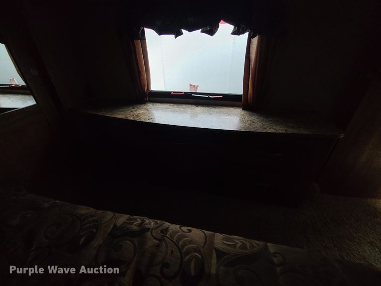 image for item IF9467 2015 Keystone Montana High Country  camper