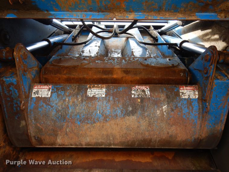 image for item IM9948 2013 International 7500  refuse truck