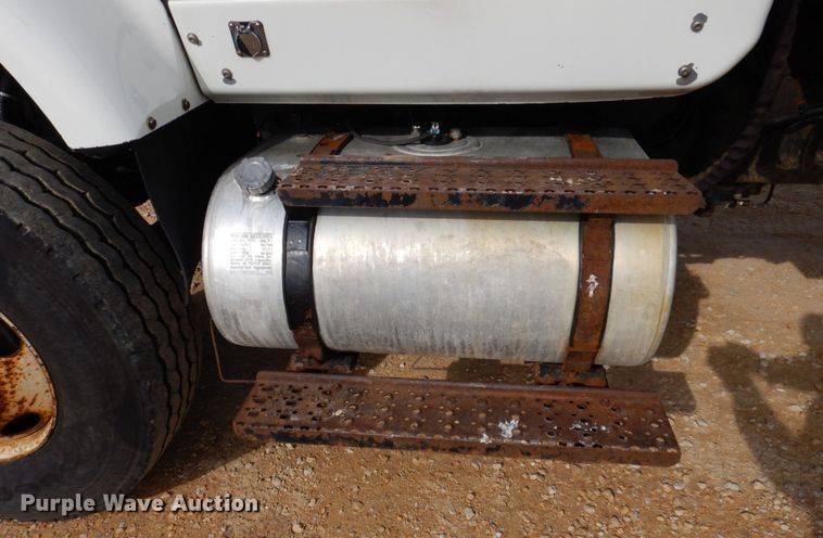 image for item IM9948 2013 International 7500  refuse truck