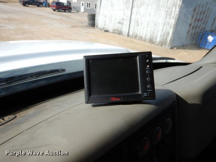 image for item IM9948 2013 International 7500  refuse truck