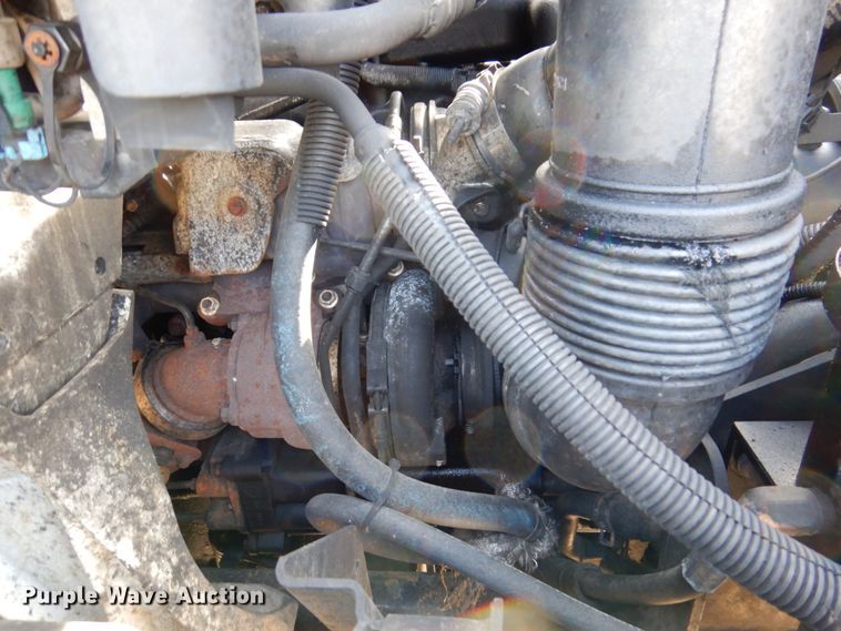 image for item IM9948 2013 International 7500  refuse truck