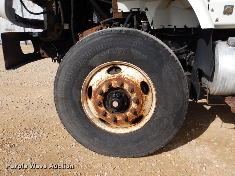 image for item IM9948 2013 International 7500  refuse truck