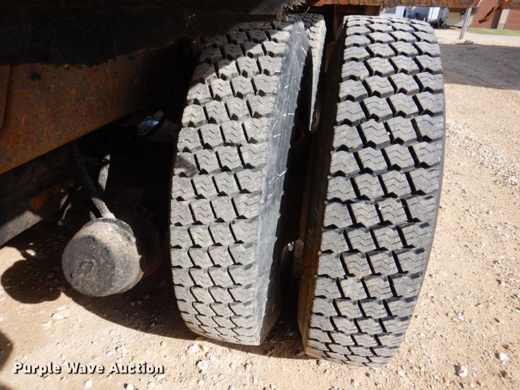 image for item IM9948 2013 International 7500  refuse truck