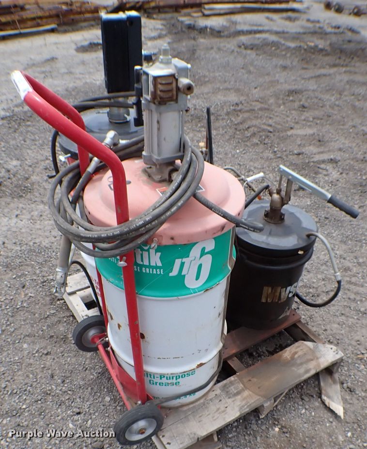 (4) grease barrels in Edmond, OK Item IY9218 sold Purple Wave