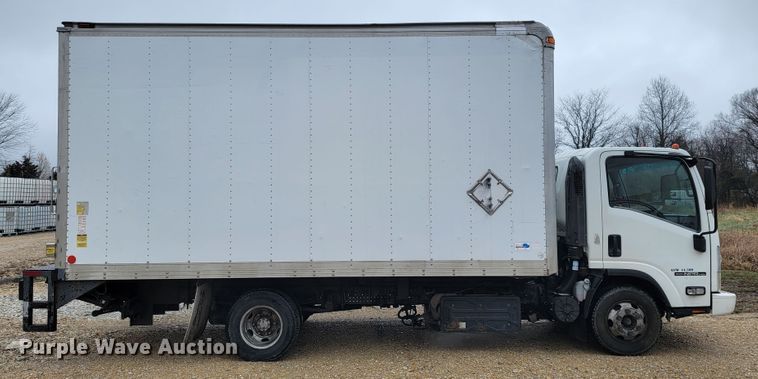 image for item JE9996 2013 Isuzu NPR HD  box truck