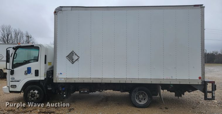 image for item JE9996 2013 Isuzu NPR HD  box truck