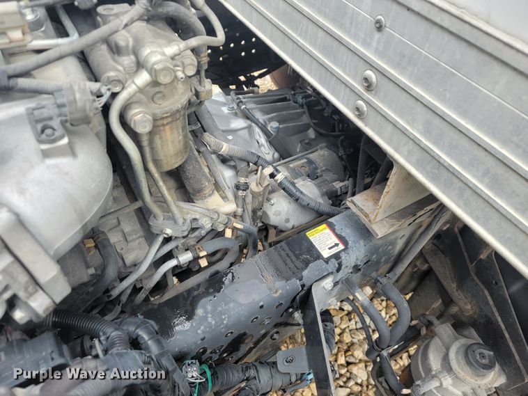 image for item JE9996 2013 Isuzu NPR HD  box truck