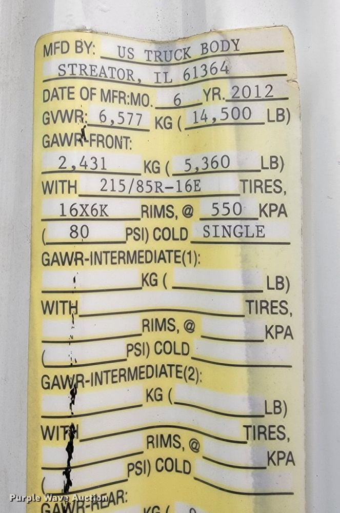 image for item JE9996 2013 Isuzu NPR HD  box truck