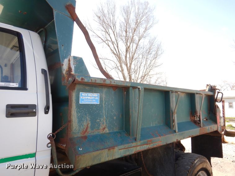 image for item JK9409 1995 GMC Top Kick  dump truck
