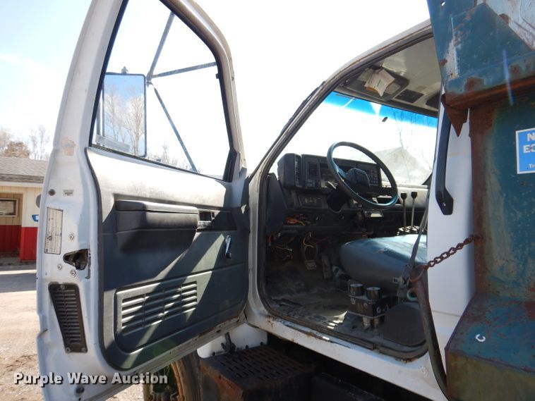 image for item JK9409 1995 GMC Top Kick  dump truck