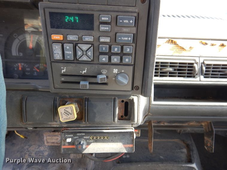 image for item JK9409 1995 GMC Top Kick  dump truck