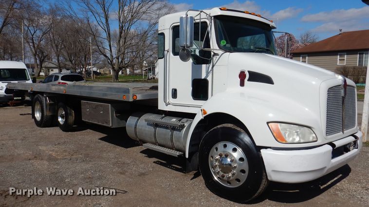 image for item JK9410 2008 Kenworth T300  rollback truck