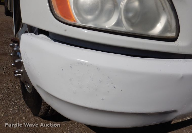 image for item JK9410 2008 Kenworth T300  rollback truck