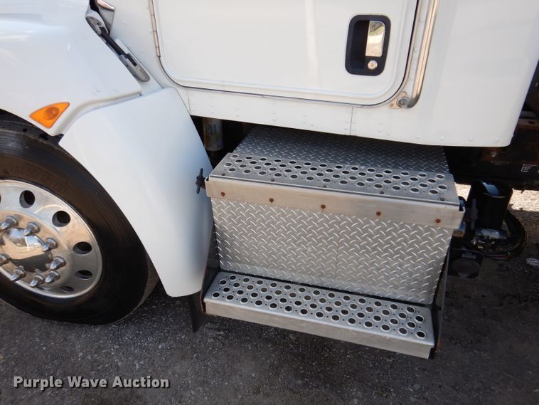 image for item JK9410 2008 Kenworth T300  rollback truck