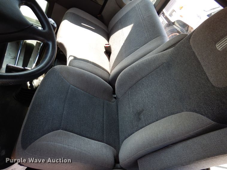 image for item JK9410 2008 Kenworth T300  rollback truck