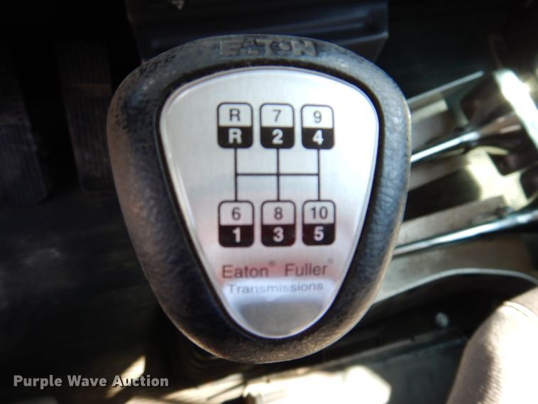 image for item JK9410 2008 Kenworth T300  rollback truck