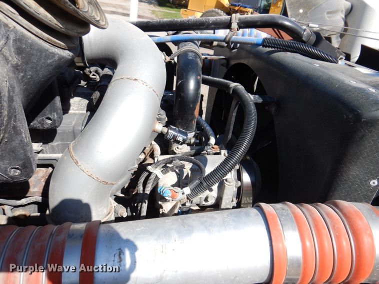 image for item JK9410 2008 Kenworth T300  rollback truck