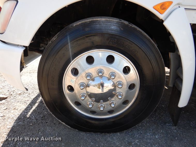 image for item JK9410 2008 Kenworth T300  rollback truck