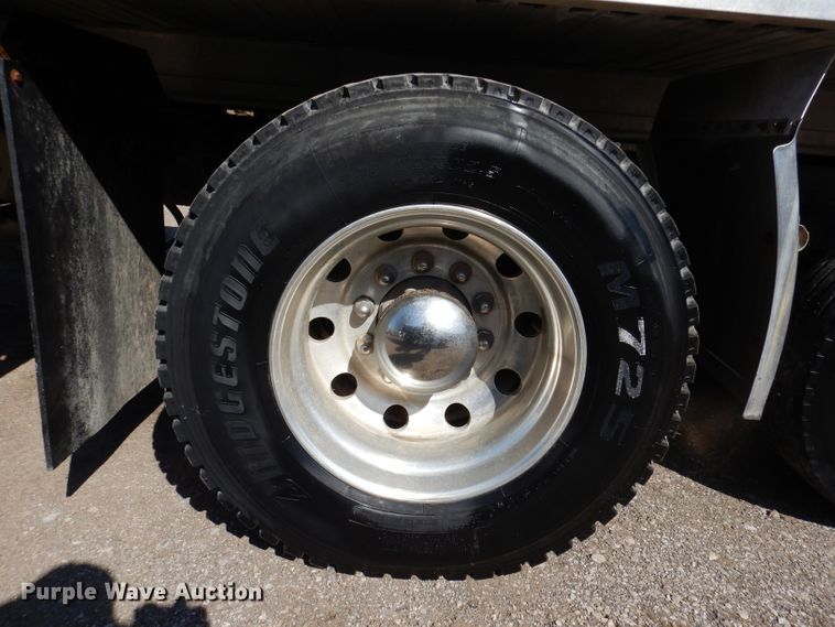 image for item JK9410 2008 Kenworth T300  rollback truck