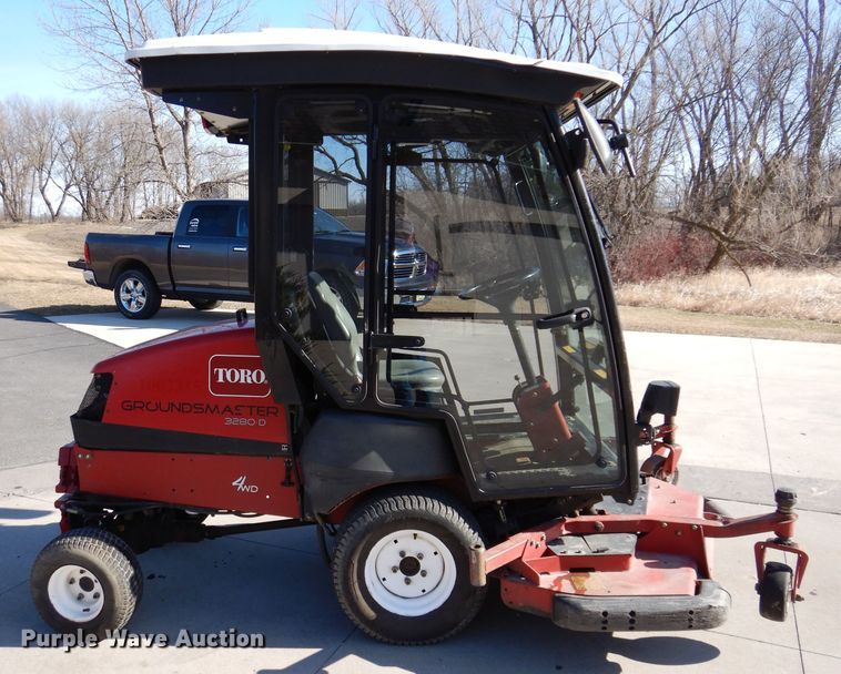 image for item JK9452 Toro Groundsmaster 3280D  lawn mower