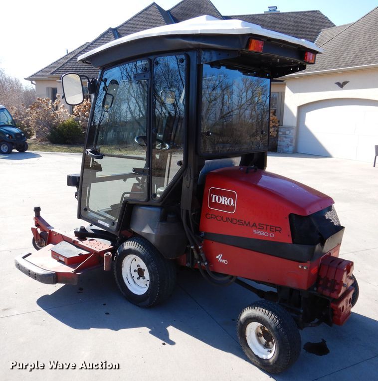 image for item JK9452 Toro Groundsmaster 3280D  lawn mower