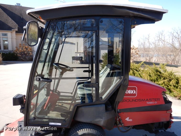image for item JK9452 Toro Groundsmaster 3280D  lawn mower