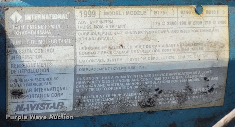 image for item JL9611 1996 International 4700  box truck