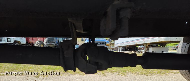 image for item JL9611 1996 International 4700  box truck