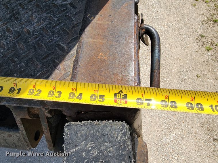 image for item JL9611 1996 International 4700  box truck