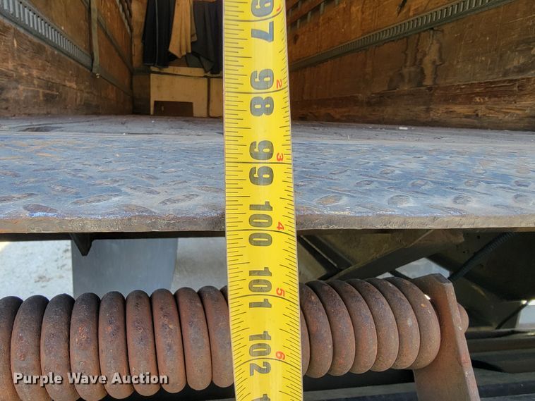 image for item JL9611 1996 International 4700  box truck