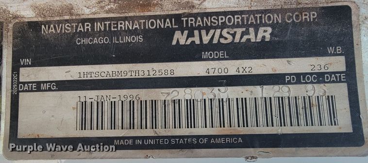 image for item JL9611 1996 International 4700  box truck