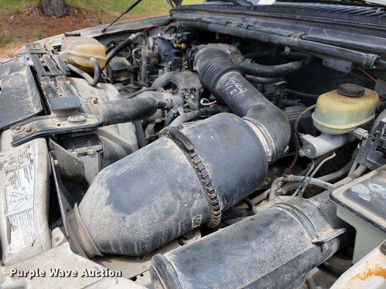 image for item JL9629 2000 Ford F450 Super Duty  flatbed truck