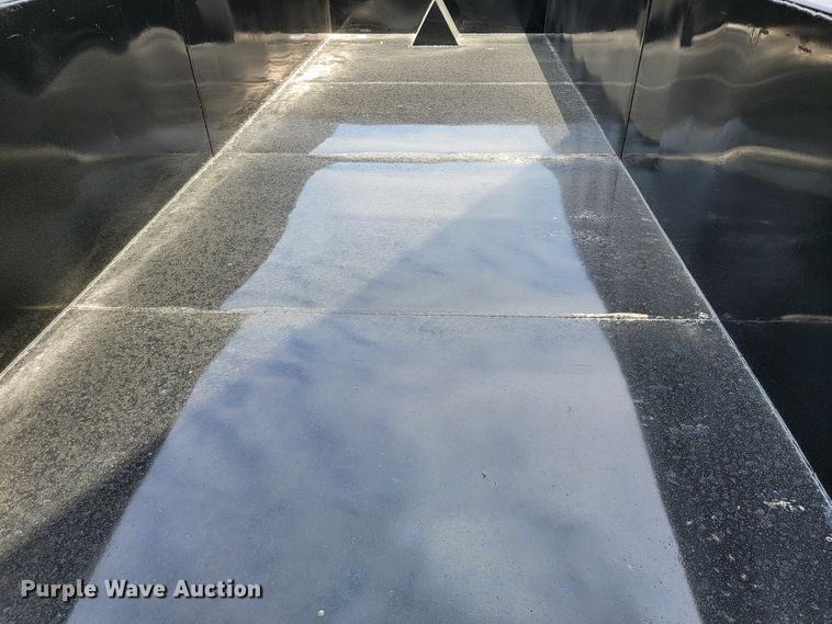 image for item JL9631 Roll-off dumpster