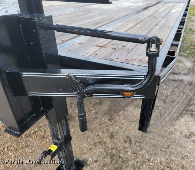 image for item JL9648 2021 Elite  equipment trailer