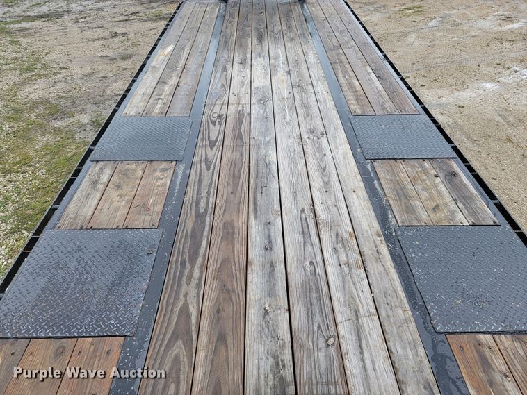 image for item JL9648 2021 Elite  equipment trailer