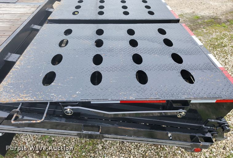 image for item JL9648 2021 Elite  equipment trailer